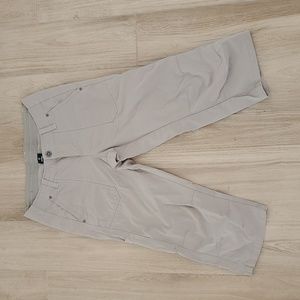 Kuhl khaki pants size 4